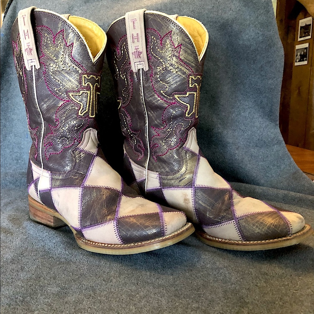 Tin Haul cowboy boots